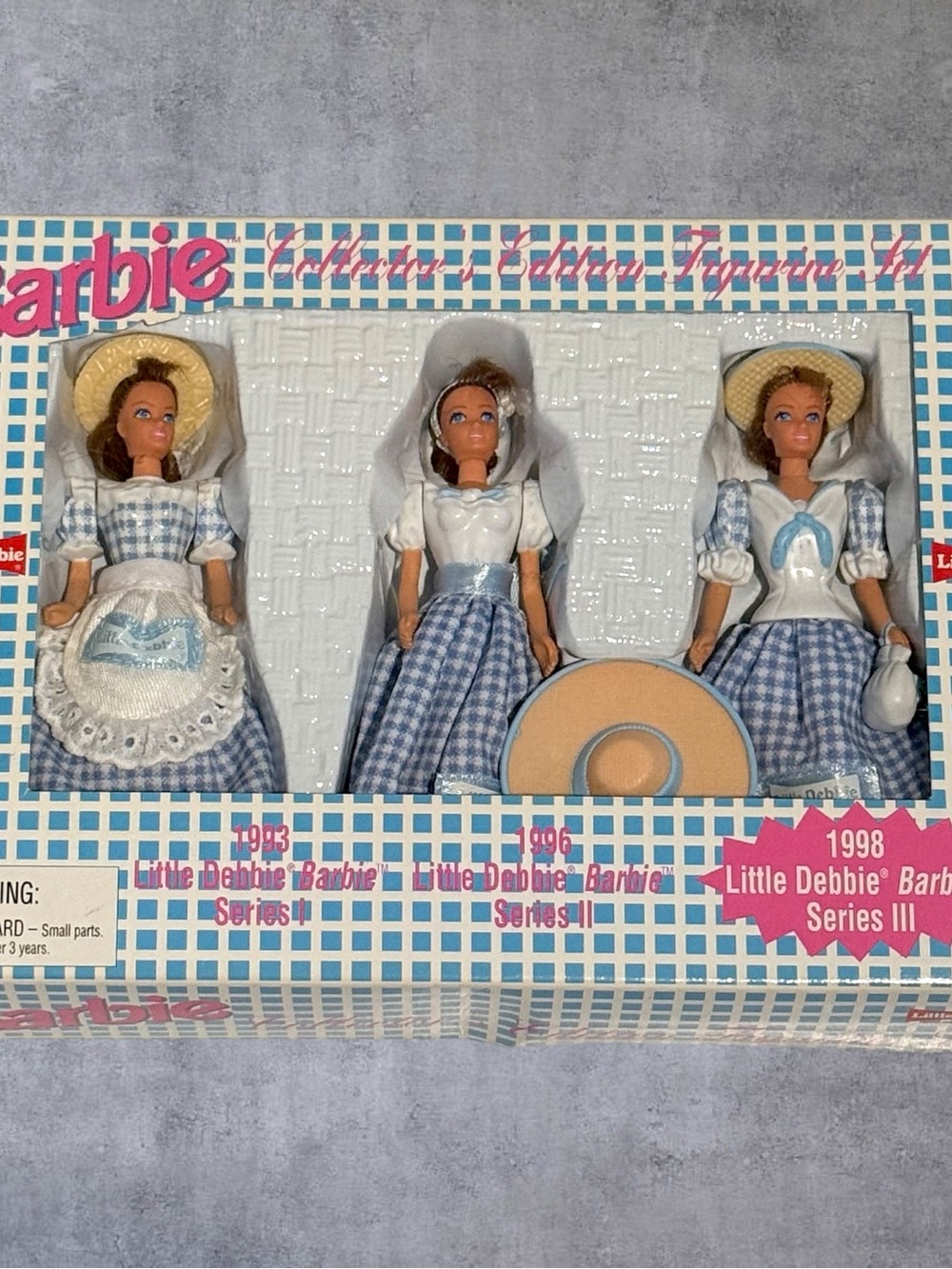 1998 Mattel Barbie Little Debbie Collector Edition Figurine Set 17740 Vintage